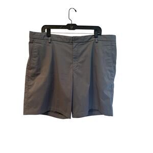 Men’s Nike Golf Striped Shorts. Size 40